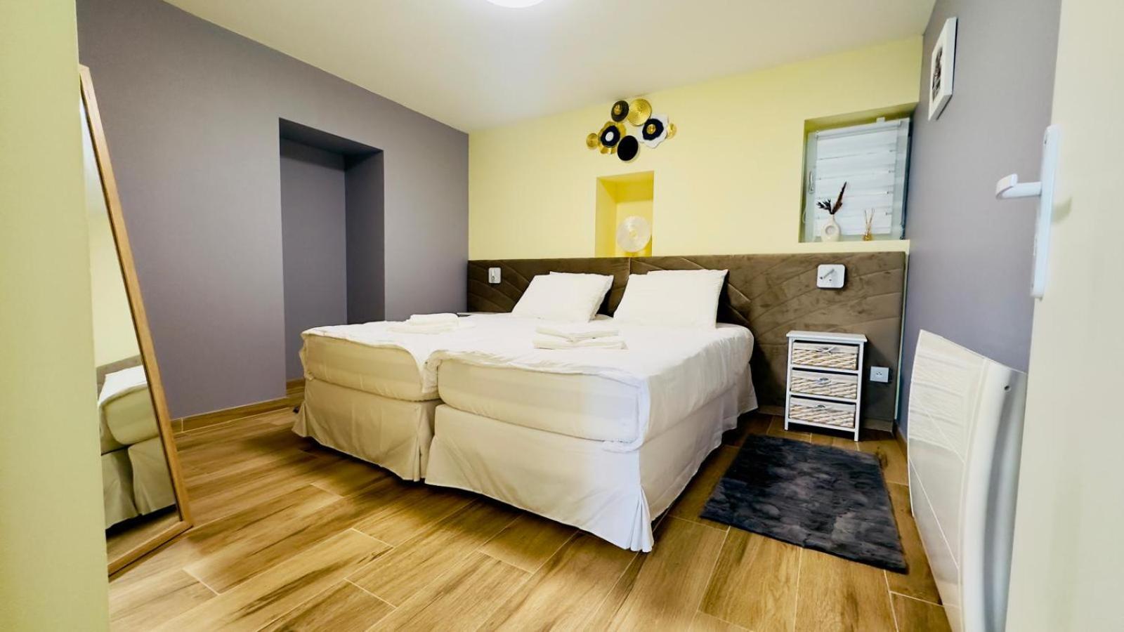 Appartement Cosy A Réminiac Eksteriør bilde