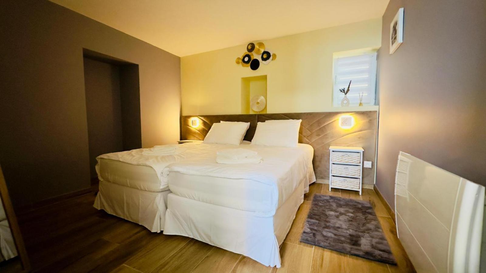 Appartement Cosy A Réminiac Eksteriør bilde